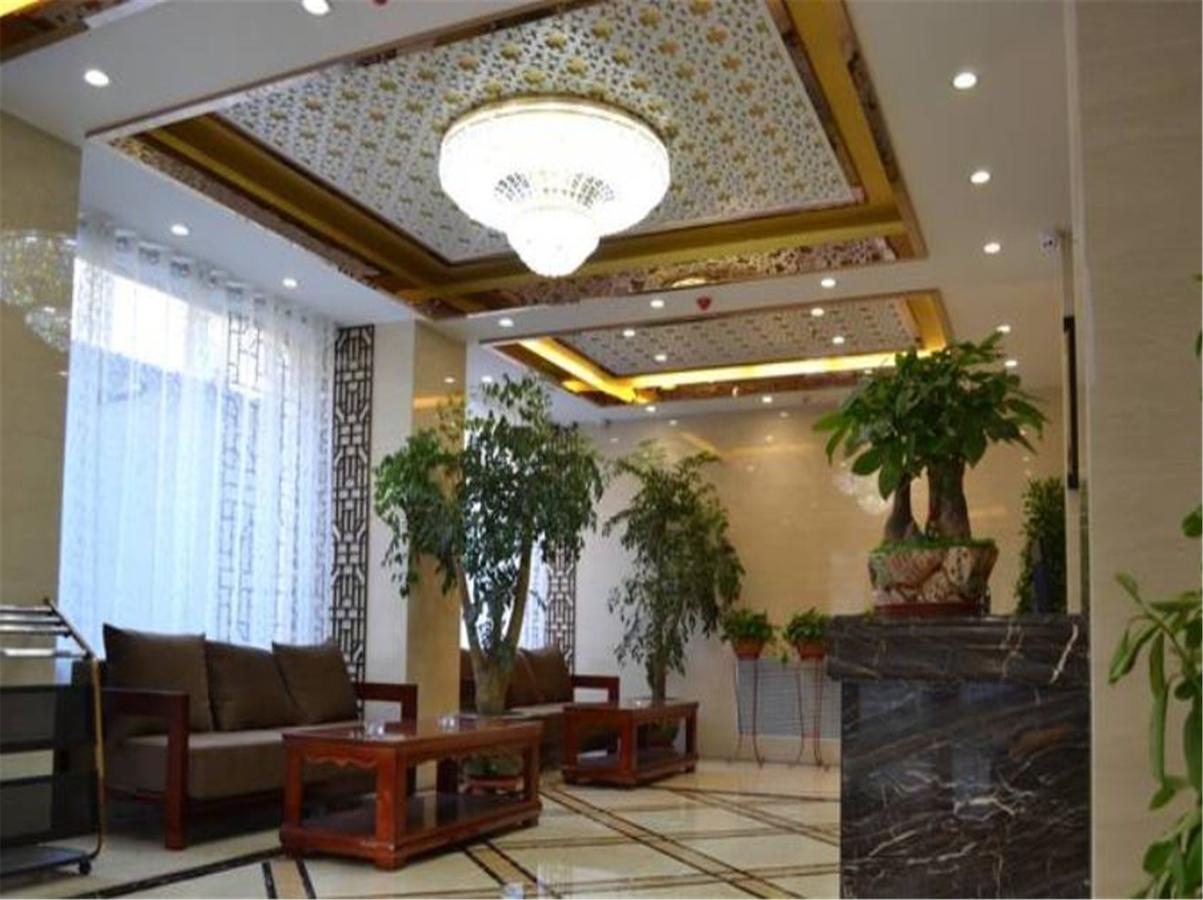 Lanzhou Golden Apple Boutique Hotel Exterior photo